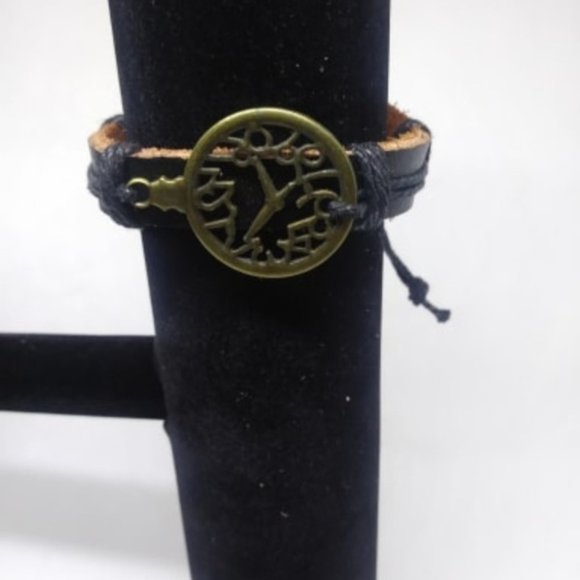 Other - New unisex Leather Clock Bracelet